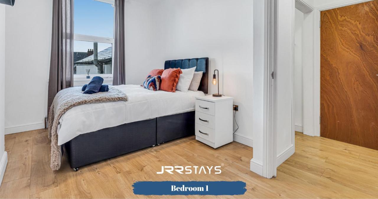 Cardiff Stylish 2 Bedroom Sleeps 6 Wi-Fi - Jrr Stays ภายนอก รูปภาพ